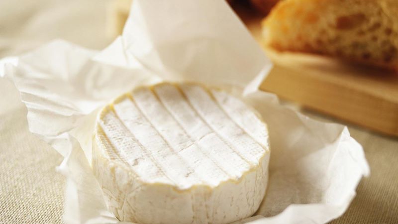 How to Eat Brie Rind?