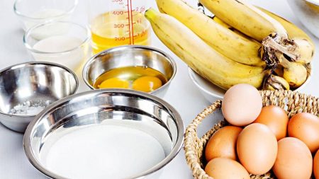 Substitutes for Bananas in Baking